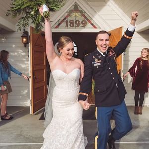 Meet your Posher, Caitlin